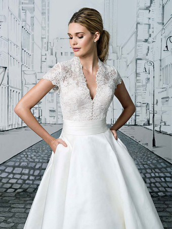 ショートウェディングドレス 2025年 Vネック 半袖 Aライン マキシレングス ブライダルドレス 自由なカスタマイズ