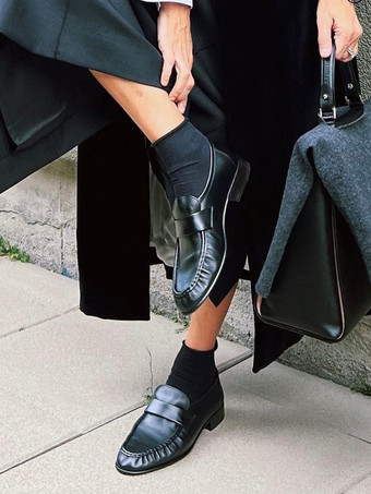 レディース ホワイト ペニー ローファー ラウンドトゥ スリッポン フラット シューズ