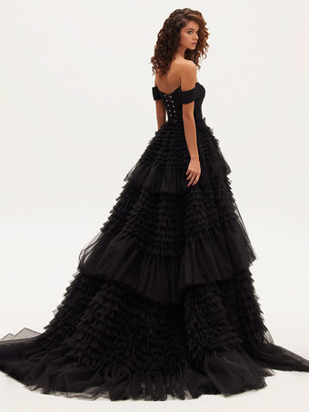 ゴシック ウェディングドレス プリンセス シルエット ノースリーブ フリル チュール トレーン ブライダルドレス