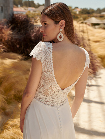 アイボリーボヘミアンウェディングドレス レース レース Aラインスイープ ナチュラルウエスト バックレス 半袖 Vネック アイボリー