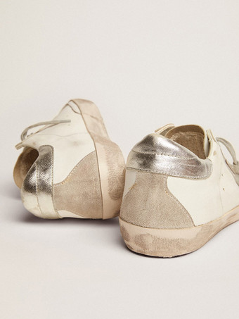 Baskets de skate écrues et blanches pour femmes chaussures plates décontractées à bout rond