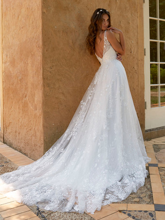 ボヘミアン ウェディングドレス レース レース Aライン コート トレイン ナチュラル ウエスト バックレス ノースリーブ Vネック アイボリー