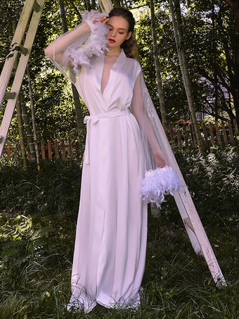 ホワイト ロングナイトガウン ホワイト シック 薄手 羽 サテン生地 大人のランジェリー