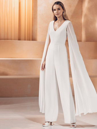 ホワイトブライダルジャンプスーツ シフォン 床長さのジャンプスーツ Vネック ノースリーブ ナチュラルウエスト アイボリー