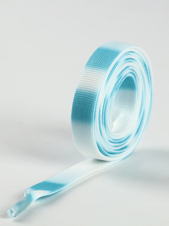 色と長さが豊富な、スポーツシューズ用のカラフルな靴ひも