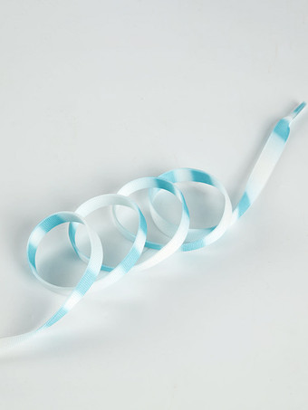 色と長さが豊富な、スポーツシューズ用のカラフルな靴ひも