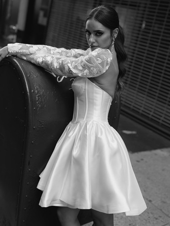 ショートウェディングドレス ショート恋人ネック ノースリーブ ショートナチュラルウエスト レースブライダルドレス