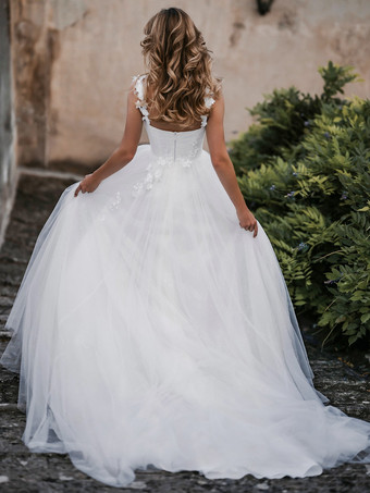 レース ウェディングドレス トレーン Aライン ノースリーブ レース 恋人ネック ブライダルドレス