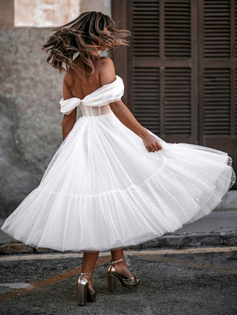 ショートウェディングドレス ティーレングス スウィートハートネック ノースリーブ Aライン ナチュラルウエスト チュール ショートブライダルドレス