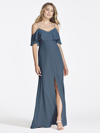 ブルーピンクのシフォン ブライズメイド ドレス コールドショルダー フリル スプリット A ライン マキシ ガウン