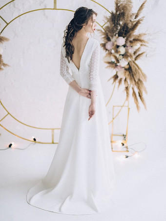 ボヘミアン ウェディングドレス レース レース Aライン トレーン付き ナチュラルウエスト バックレス ハーフスリーブ ジュエルネック アイボリー