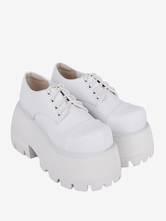 ゴシックロリータフットウェア ホワイト ラウンドトゥ PUレザー ロリータパンプス