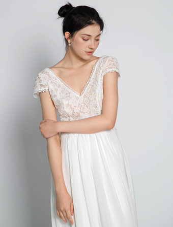 ボヘミアン ウェディングドレス シフォン レース Aライン トレーン付き ナチュラルウエスト バックレス 半袖 Vネック アイボリー