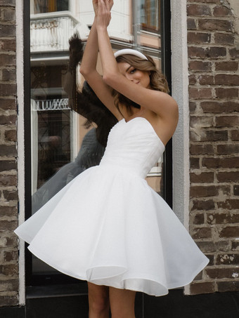 ブライダルミニドレス ショートウェディングドレス スウィートハートネック ノースリーブ Aライン ショートブライダルドレス