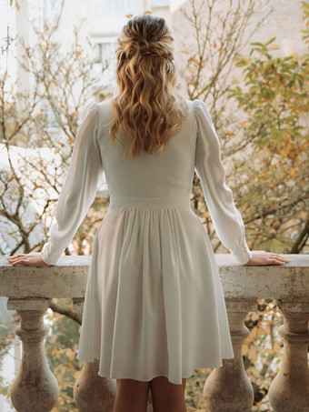 ウェディングドレス Vネック 長袖 Aライン 膝丈 ブライダルドレス