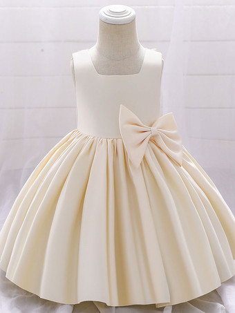 シャンパンカラー白いフラワーガールドレス 特別な日のためのドレス ホワイトサテン生地 ノースリーブ スクエアネック フラワーガールドレス
