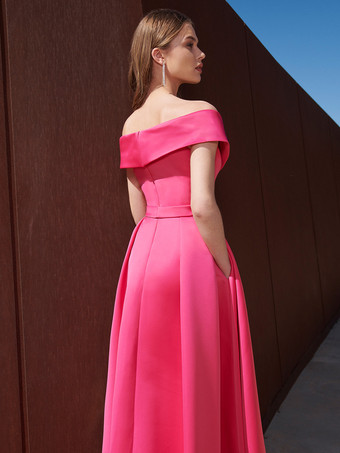 イブニングドレス Aライン オフショルダー トレーン付き ノースリーブ ジッパー プリーツ サテン生地 フォーマル パーティードレス