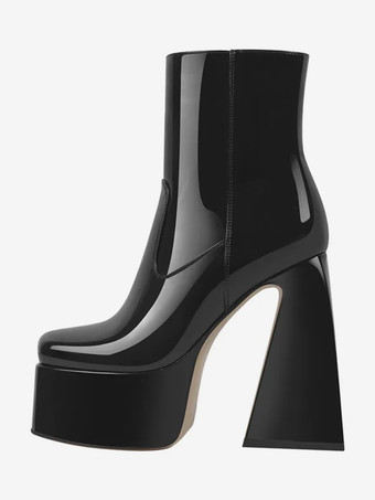 ピンクのプラットフォーム アンクルブーツ ラウンドトゥ チャンキーヒール ブーティ