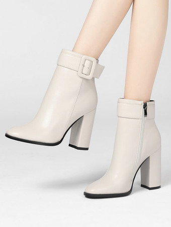 ブラック ブロックヒール アンクルブーツ バックルディテール ラウンドトゥ ブーティ