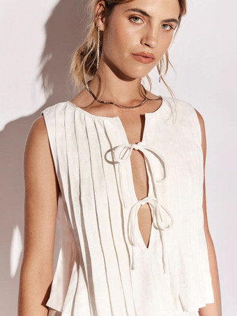 ホワイト シックなキャミソールトップ レースアップ プリーツ ラウンドネック 夏 カジュアル レディース トップ