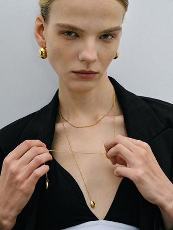 ゴールド ネックレス タカラガイ シンプル シック 女性 ペンダント