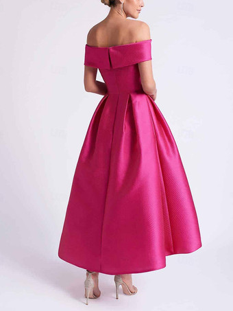 カクテルドレス付き 可愛らしいAライン ティーレングス バトーネック サテン生地