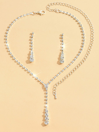 シルバー 花嫁のウェディングジュエリーセット 魅力的なメタルキュービックジルコニア