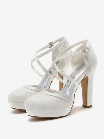 ホワイト ウェディングシューズ ブライダルパンプス ラウンドトゥ 刺繍入り