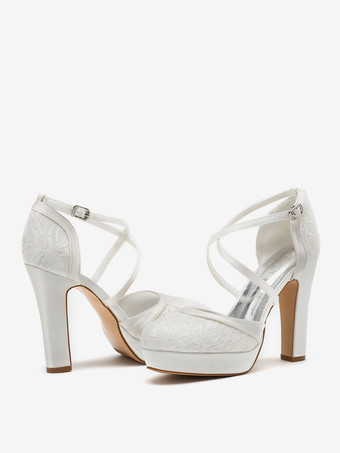 ウェディングシューズ ブライダルパンプス ラウンドトゥ 刺繍入り