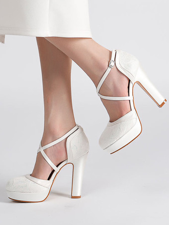 ウェディングシューズ ブライダルパンプス ラウンドトゥ 刺繍入り