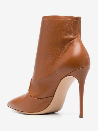 ブラウンのハイヒールブーツ、つま先が尖ったデザインのバックルディテールアンクルブーツ