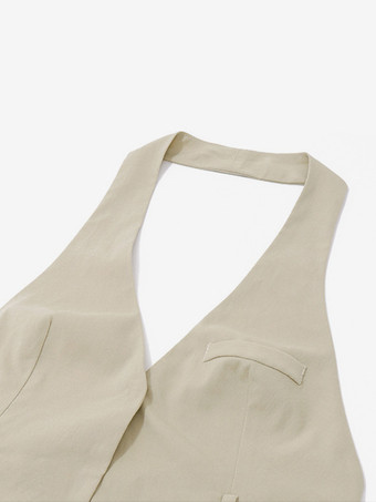 2025年夏に着たいホルターネックトップスとベルト付きミニスカートのツーピースコーデ