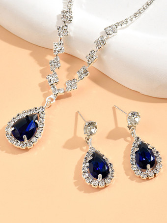 ブライダル用ジュエリーセット ゴージャスなメタルダイヤモンド