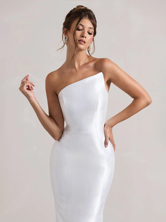 Robe de soirée sirène en tissu satiné à encolure dégagée et longueur au sol