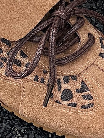 カーキ マイクロスエードアッパー ラウンドトゥ 0.6インチ レディース スニーカー カジュアルシューズ