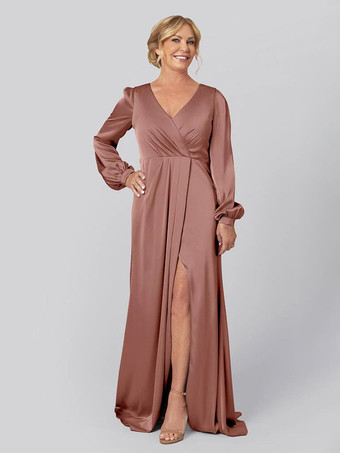 サーモンピンク花嫁の母親のためのパーティードレス Vネック 長袖 Aライン プリーツ トレーン付き 結婚式用ゲストドレス