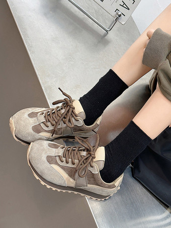 ライトブラウンキャメル マイクロスエードアッパー ラウンドトゥ スニーカー レディース 1インチ カジュアルシューズ