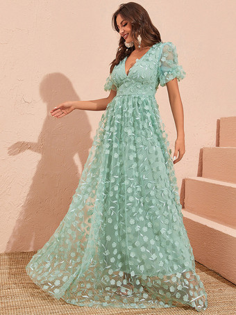 Partykleider Hellgrünes halbformelles Kleid mit V-Ausschnitt Stickereien und kurzen Ärmeln