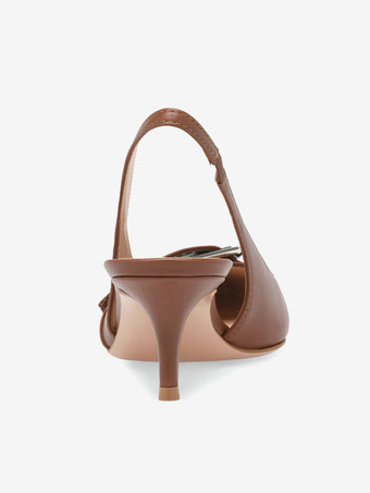 Décolleté con tacco a gattino dettaglio fibbia punta affilata cinturino posteriore