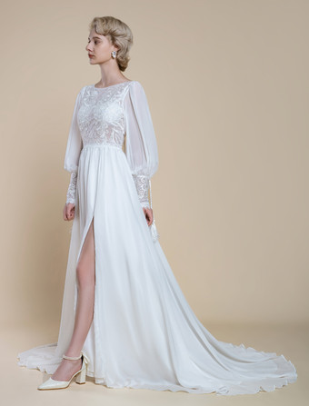 ボヘミアンウェディングドレス レース カットアウト Aライン トレーン付き ナチュラルウエスト バックレス ロングスリーブ ジュエルネック アイボリー