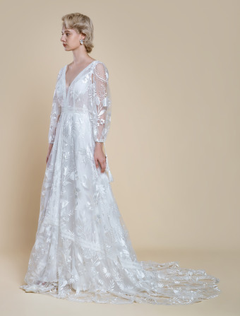 ボヘミアンウェディングドレス ポリエステル レース Aライン トレーン付き ナチュラルウエスト バックレス 長袖 Vネック アイボリー