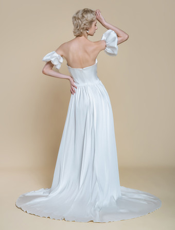 シンプルなウェディングドレス プリンセスシルエット ストラップレス ショートスリーブ 30cm ブライダルガウン