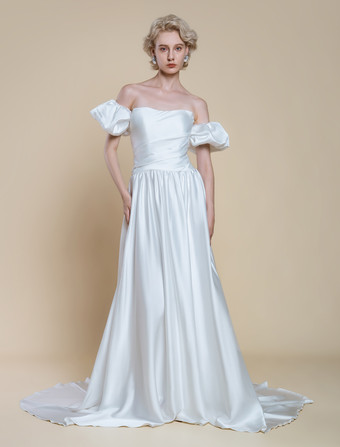 シンプルなウェディングドレス プリンセスシルエット ストラップレス ショートスリーブ 30cm ブライダルガウン