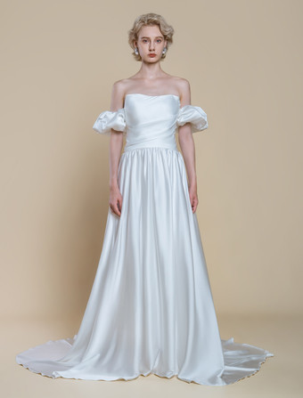 シンプルなウェディングドレス プリンセスシルエット ストラップレス ショートスリーブ 30cm ブライダルガウン