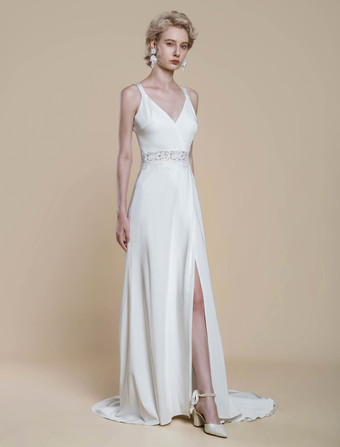 シンプルなウェディングドレス サテン生地 Vネック ノースリーブ レース ボールガウン 30cm ブライダルガウン