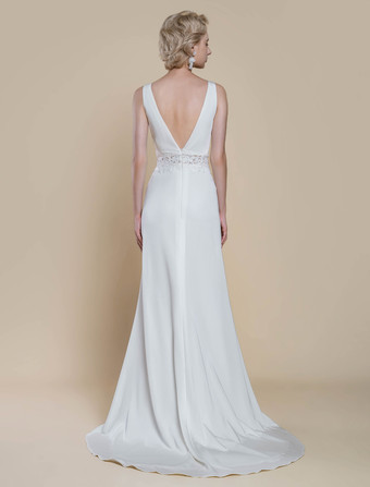 シンプルなウェディングドレス サテン生地 Vネック ノースリーブ レース ボールガウン 30cm ブライダルガウン