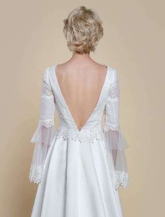 ボヘミアンウェディングドレス ポリエステル レース ボールガウン トレーン付き ナチュラルウエスト バックレス ロングスリーブ Vネック アイボリー