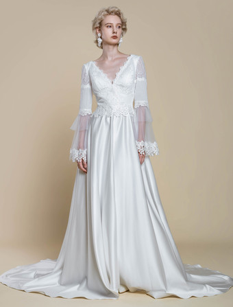 ボヘミアンウェディングドレス ポリエステル レース ボールガウン トレーン付き ナチュラルウエスト バックレス ロングスリーブ Vネック アイボリー