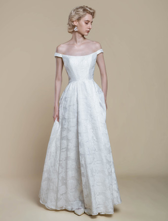 シンプルなウェディングドレス ポリエステル バトーネック フラワー Aライン ブライダルドレス