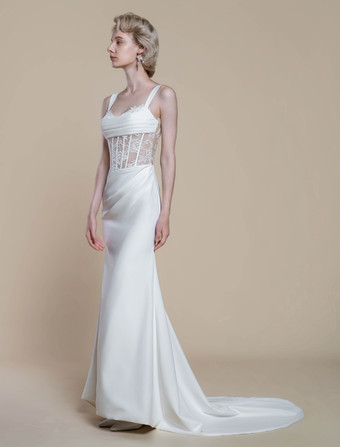 ボヘミアンウェディングドレス レース ボールガウン トレーン付き ナチュラルウエスト ジッパー ノースリーブ バトーネック アイボリー